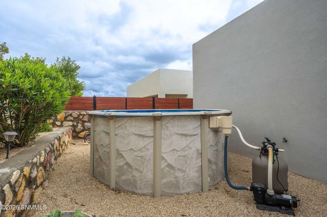 2980 Don Buck Drive, Las Cruces, NM 88011