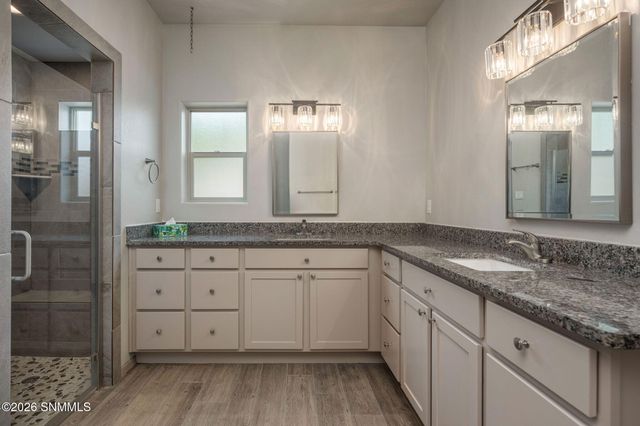 2980 Don Buck Drive, Las Cruces, NM 88011