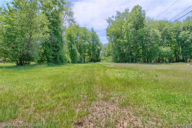 41509 Riggs Road, Van Buren, MI 48111
