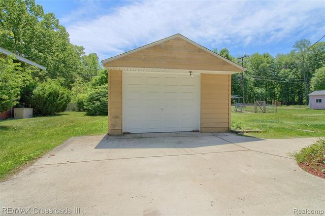41509 Riggs Road, Van Buren, MI 48111