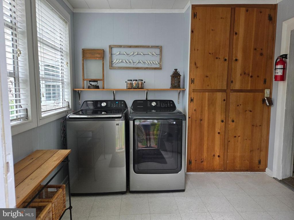 Image 18 of property listing at 105 FEDERAL ST, Snow Hill, MD 21863