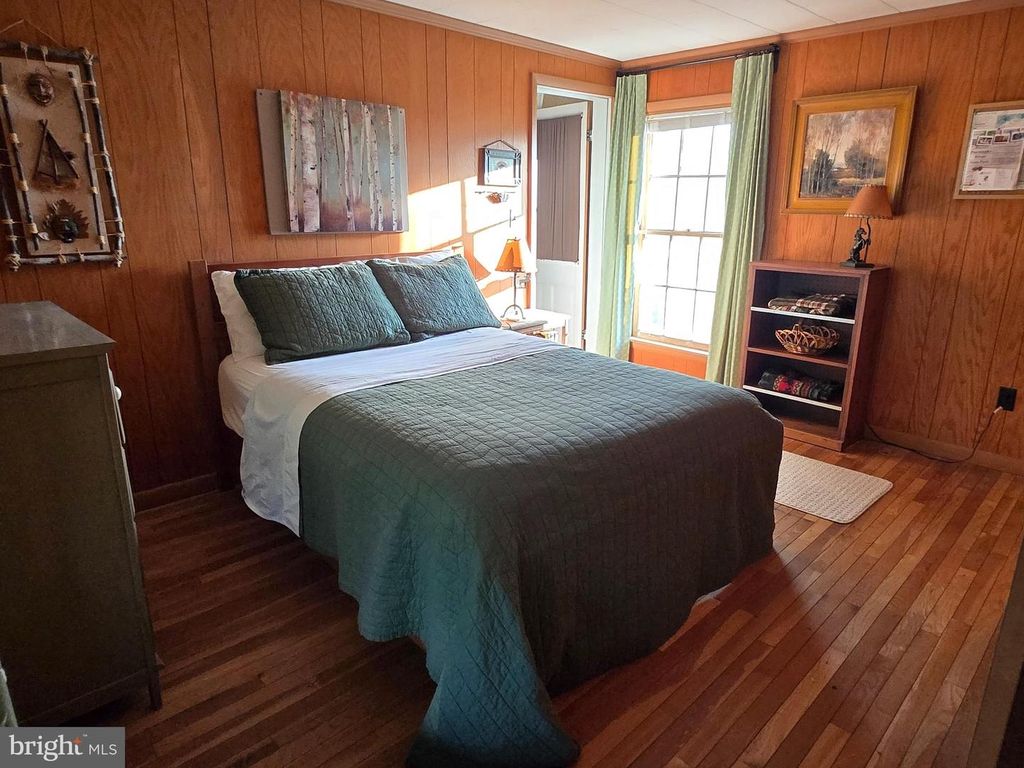 Image 28 of property listing at 105 FEDERAL ST, Snow Hill, MD 21863