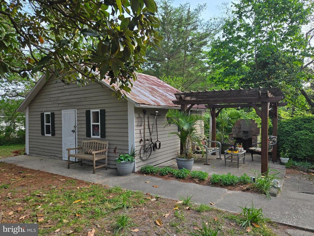 Image 43 of property listing at 105 FEDERAL ST, Snow Hill, MD 21863