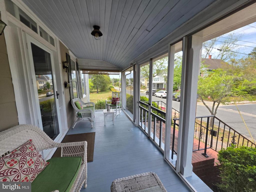 Image 5 of property listing at 105 FEDERAL ST, Snow Hill, MD 21863