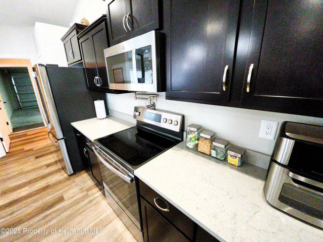 9089 Dupont Avenue, Spring Hill, FL 34608