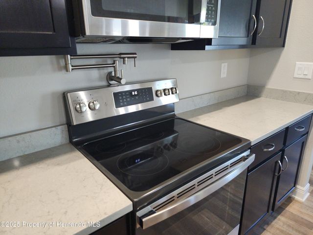 9089 Dupont Avenue, Spring Hill, FL 34608