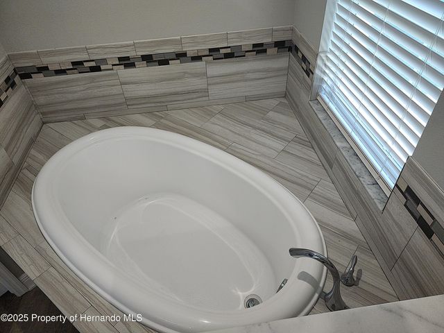 9089 Dupont Avenue, Spring Hill, FL 34608