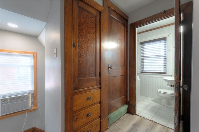 213 N 6th Street, Youngwood, PA 15697