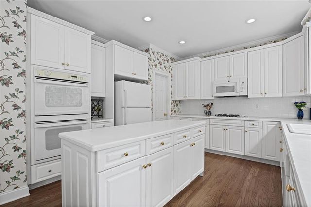 1128 Promontory Drive, Marietta, GA 30062