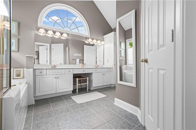1128 Promontory Drive, Marietta, GA 30062