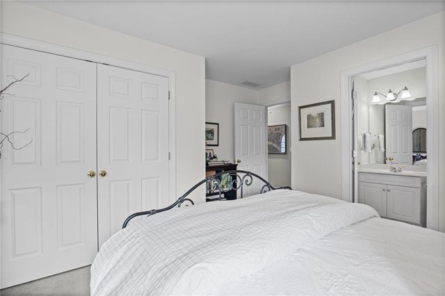 1128 Promontory Drive, Marietta, GA 30062