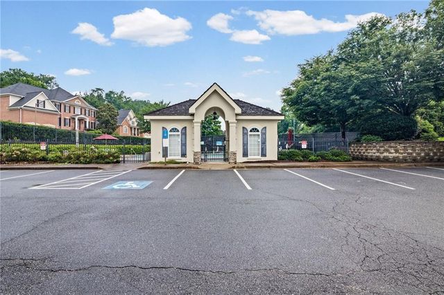1128 Promontory Drive, Marietta, GA 30062