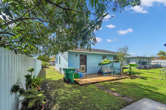 3115 NW 65th St, Miami, FL 33147