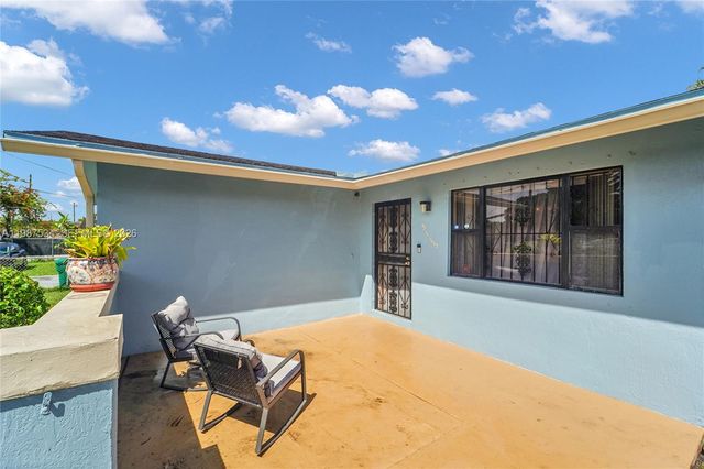 3115 NW 65th St, Miami, FL 33147