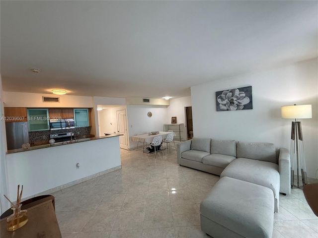 17555 Atlantic Boulevard 1103, Sunny Isles Beach, FL 33160