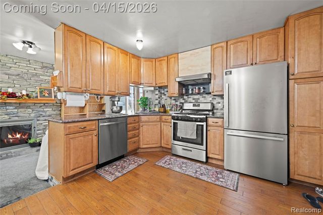 12876 Martin Road, Warren, MI 48088