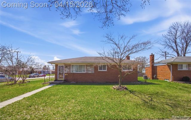 12876 Martin Road, Warren, MI 48088