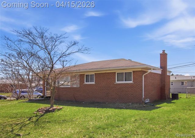 12876 Martin Road, Warren, MI 48088