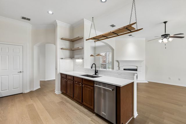 293 Cheyenne Drive, Fairview, TX 75069