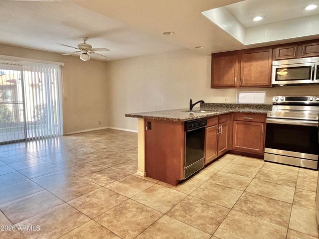 18223 N 16TH Place, Phoenix, AZ 85022
