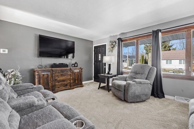 125 MCKINLEY STREET, Kaukauna, WI 54130