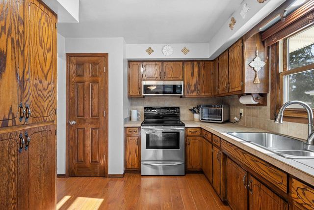 125 MCKINLEY STREET, Kaukauna, WI 54130