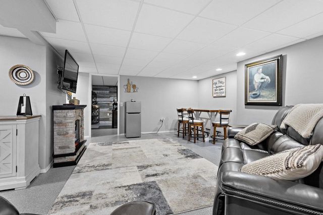 125 MCKINLEY STREET, Kaukauna, WI 54130