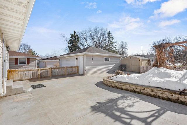 125 MCKINLEY STREET, Kaukauna, WI 54130