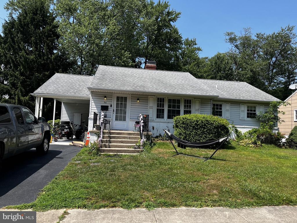 96 DALLAS AVE, Newark, DE 19711