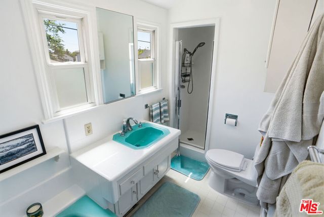 1816 Rosita Drive, Glendale, CA 91208
