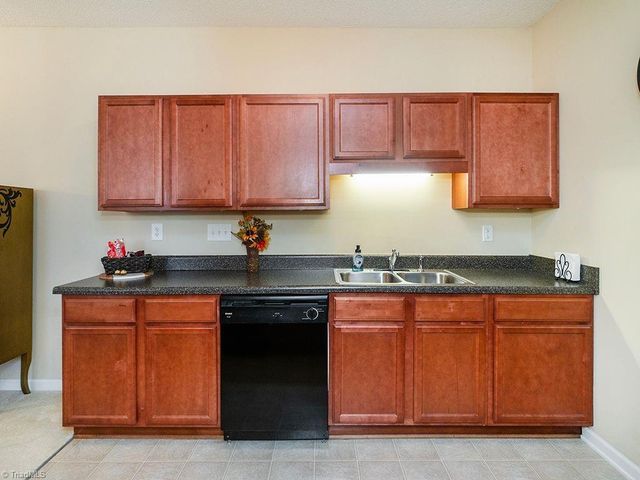 3031 Winston Drive, Burlington, NC 27215
