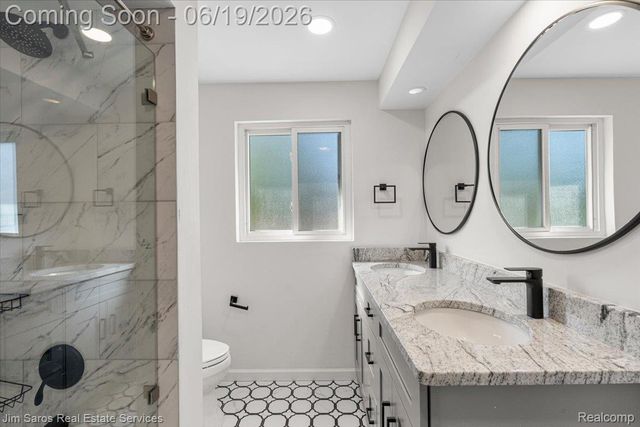 615 Lakepointe Street, Grosse Pointe Park, MI 48230