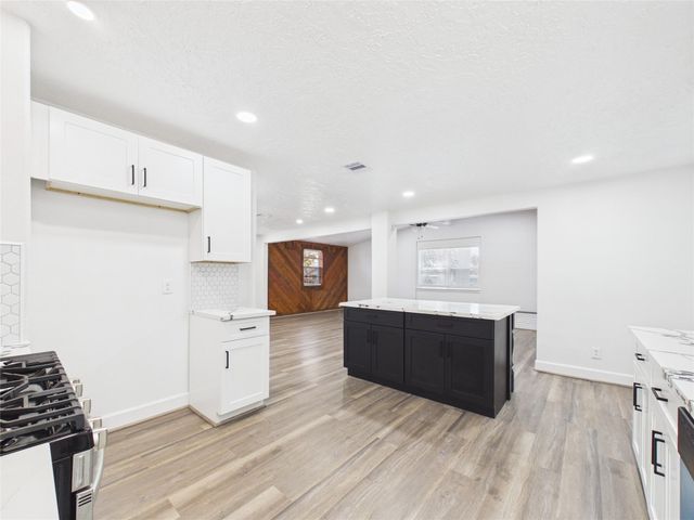 1210 Connie Street, Alvin, TX 77511