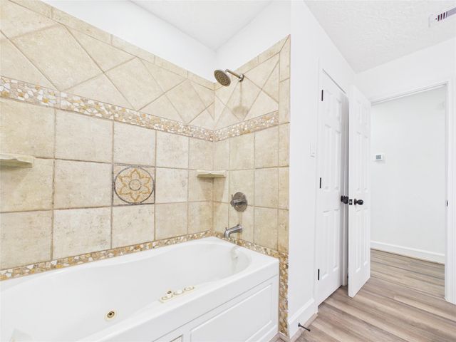 1210 Connie Street, Alvin, TX 77511