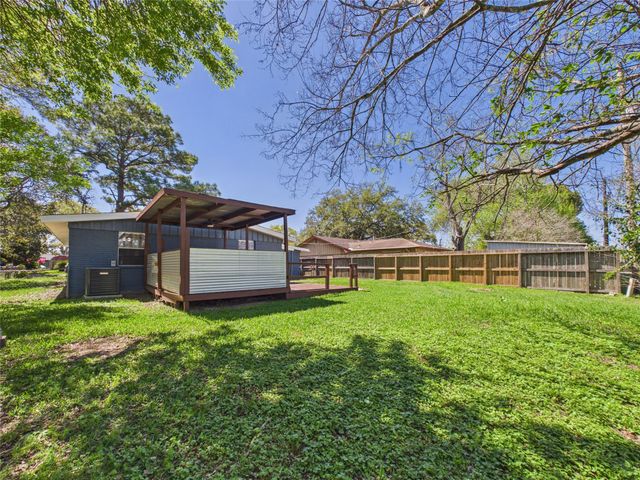 1210 Connie Street, Alvin, TX 77511