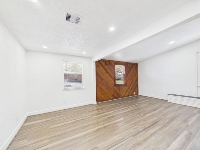 1210 Connie Street, Alvin, TX 77511