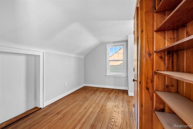 414 Aqua Court, Royal Oak, MI 48073