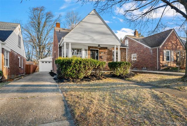 414 Aqua Court, Royal Oak, MI 48073