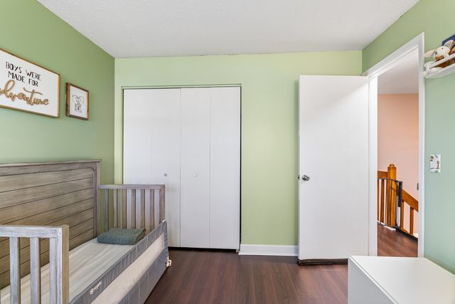 737 W Happfield Drive, Arlington Heights, IL 60004