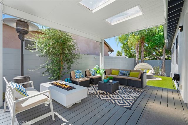 17812 Bromley Court, Encino, CA 91316