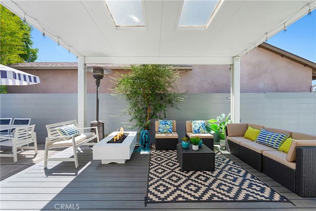 17812 Bromley Court, Encino, CA 91316