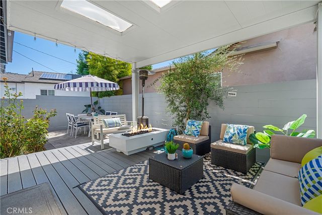 17812 Bromley Court, Encino, CA 91316