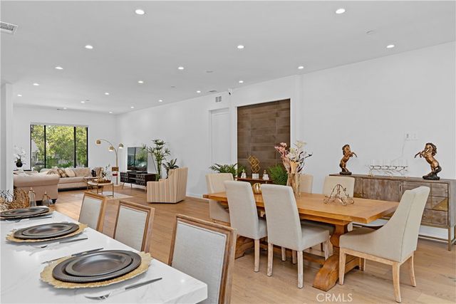17812 Bromley Court, Encino, CA 91316