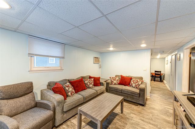 345 Collington Drive, Ronkonkoma, NY 11779