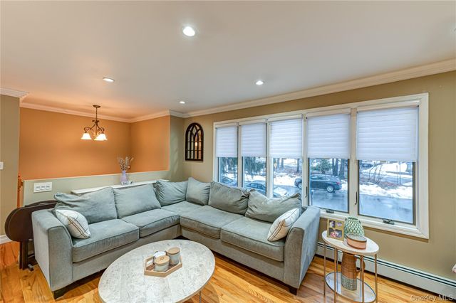 345 Collington Drive, Ronkonkoma, NY 11779