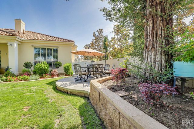 2205 Nantes Way, Bakersfield, CA 93311