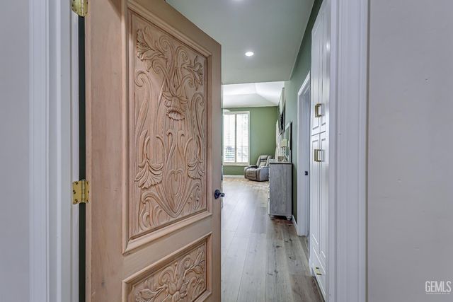 2205 Nantes Way, Bakersfield, CA 93311