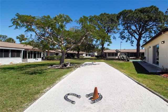 2819 SWIFTON DRIVE 9, Sarasota, FL 34231