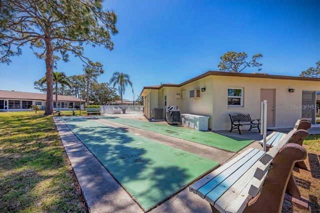 2819 SWIFTON DRIVE 9, Sarasota, FL 34231