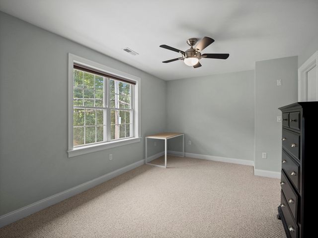 262 Winn Street B, Burlington, MA 01803